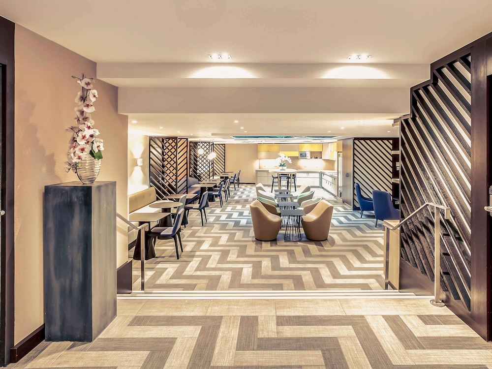 Mercure Paris Arc de Triomphe Etoile 63/72