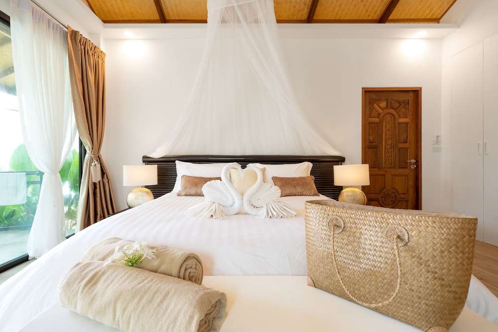 Lanta Palace Resort And Beach Club 4/50
