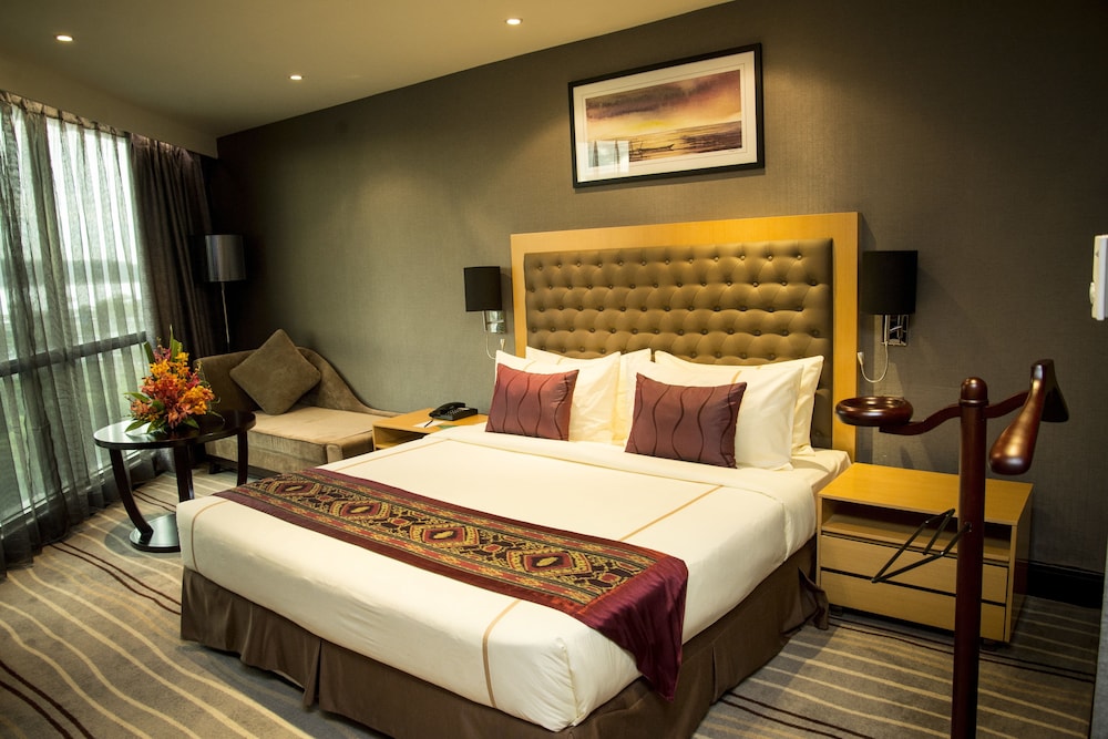 Ming Garden Hotel And Residences 31/69