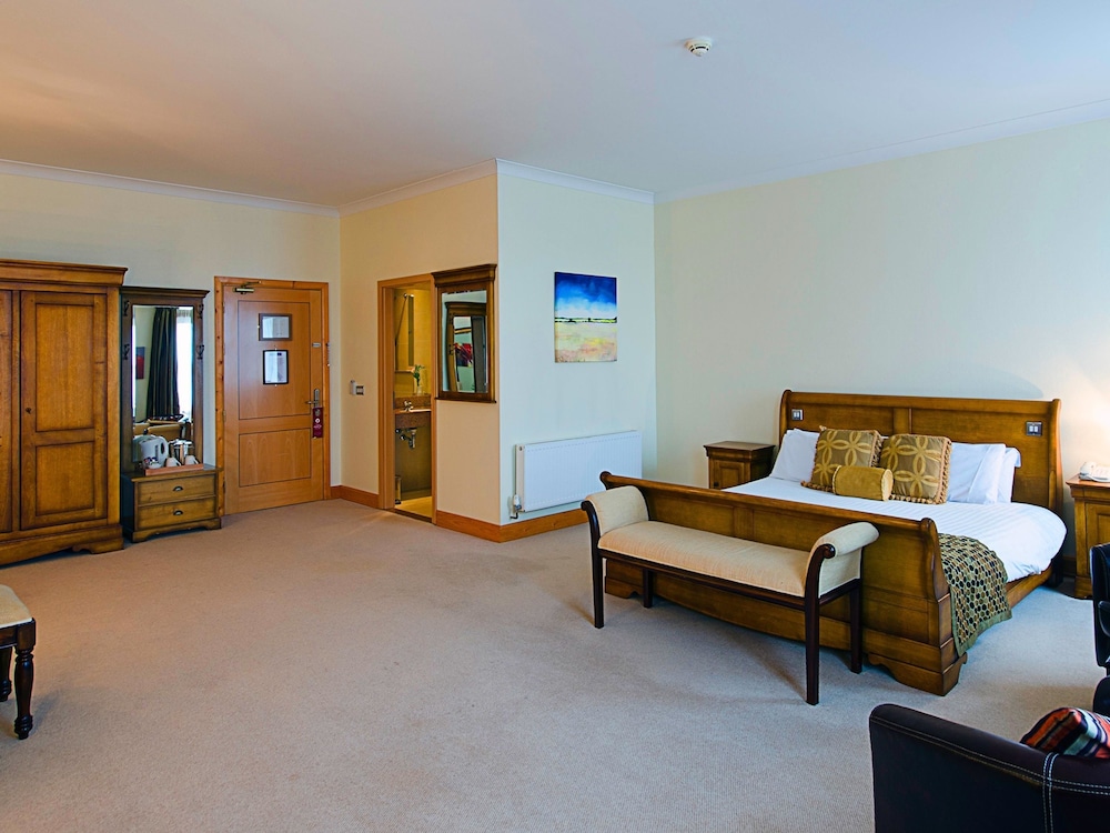 Great National Hotel Ballina 37/92