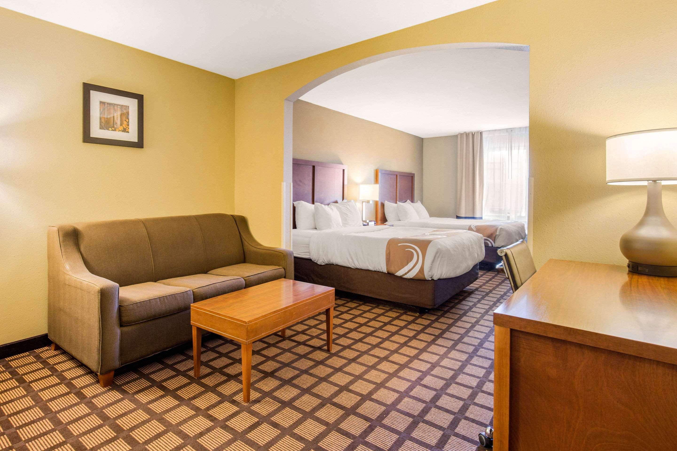 جناح، Quality Inn & Suites Georgetown - Seaford 3/6