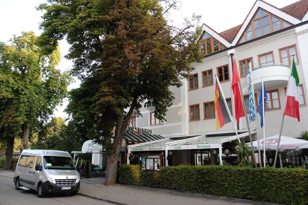 Kastanienhof 60/68