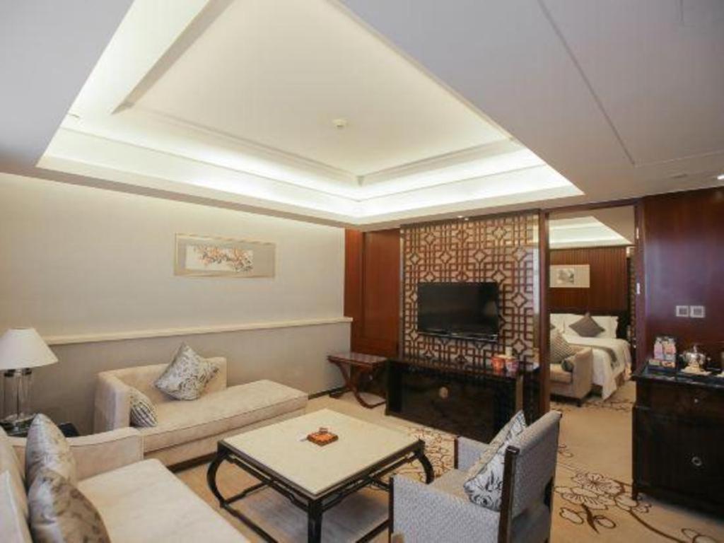Zhong Lian (GDH) International Hotel 30/48