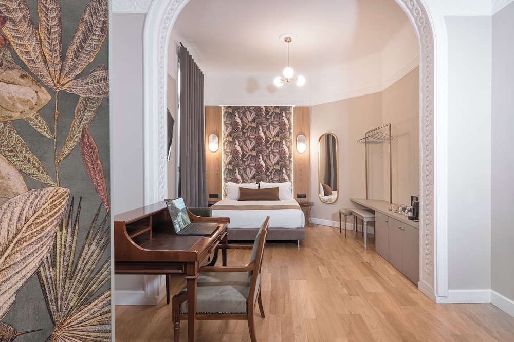 Belle Epoque Suites Athens 39/50