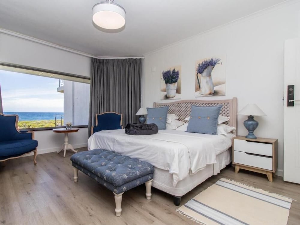 Sandbaai Country House 7/50