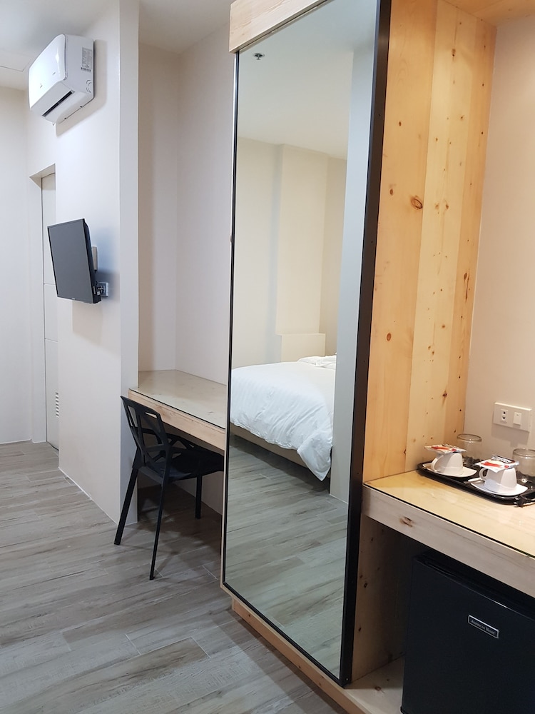 F2M Tower 27/61