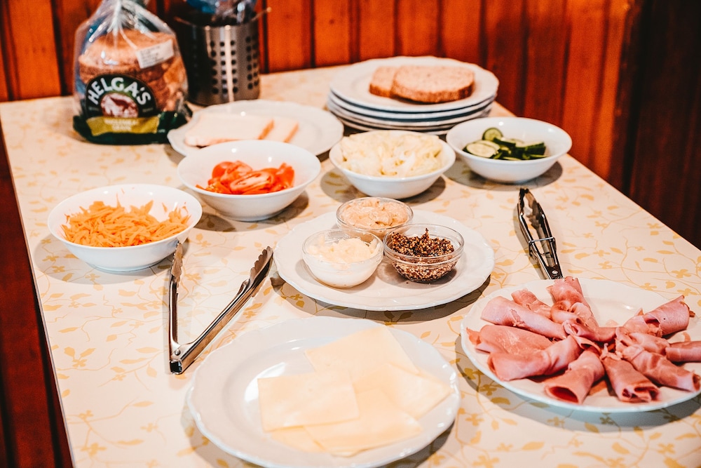 Boonoona Ski Lodge 42/50
