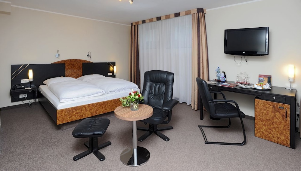 HOTEL GRAFRATHER HOF 15/49