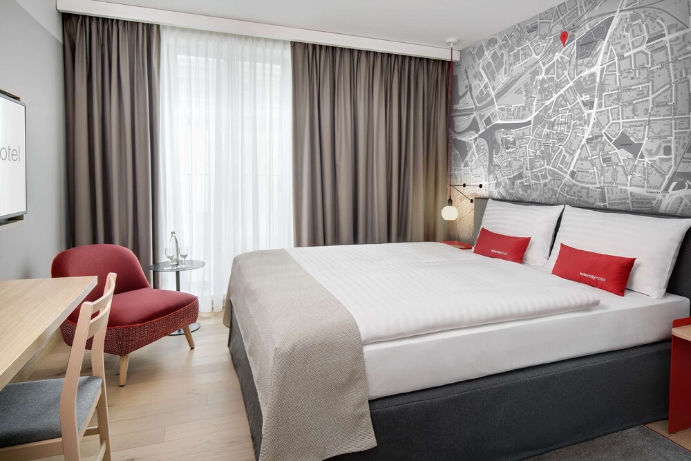 Intercityhotel Hildesheim 6/41