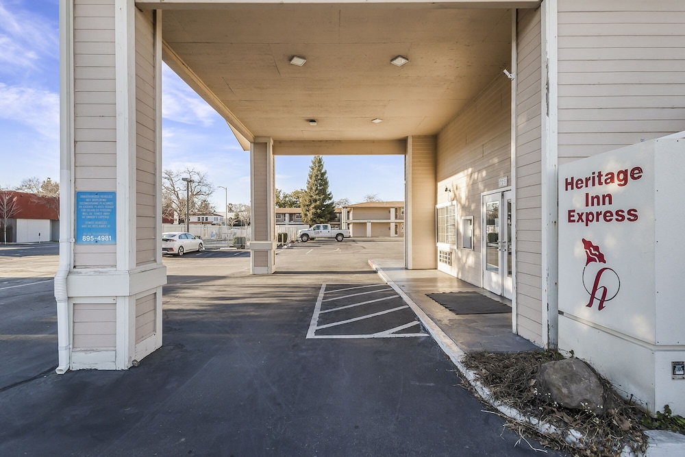 Heritage Inn Express Chico 30/55