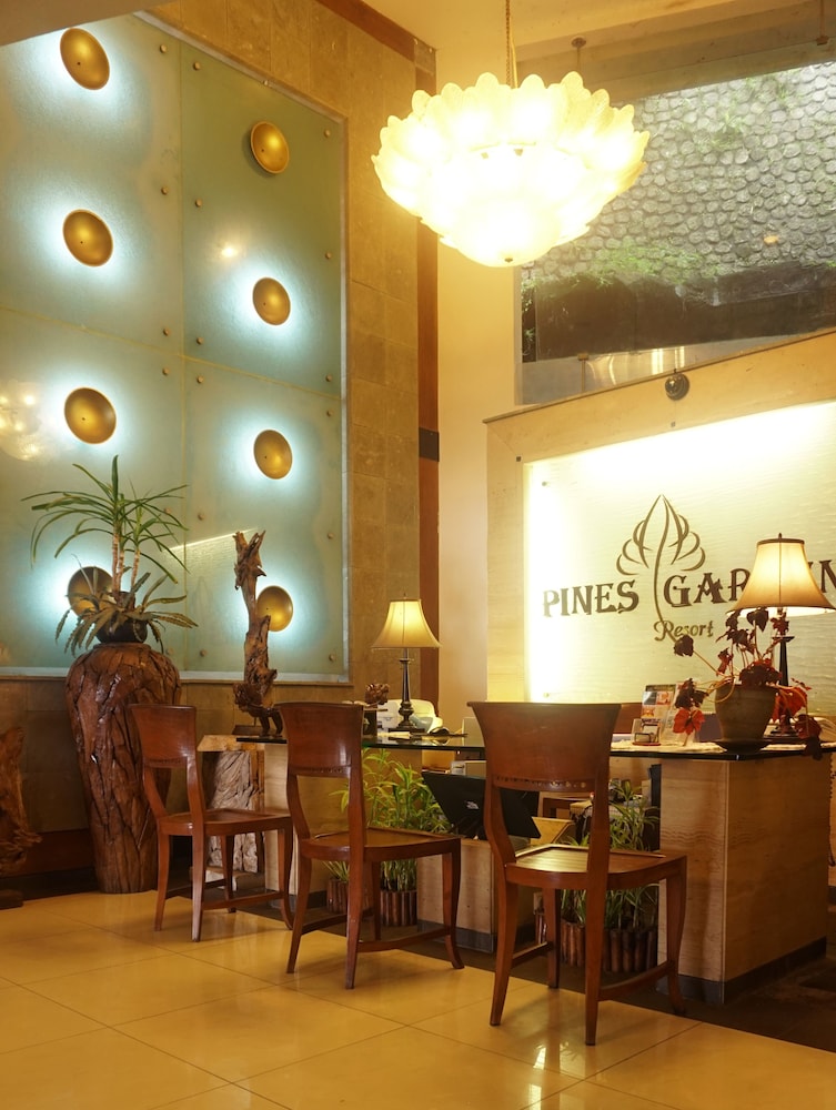 Pines Garden Resort 38/46