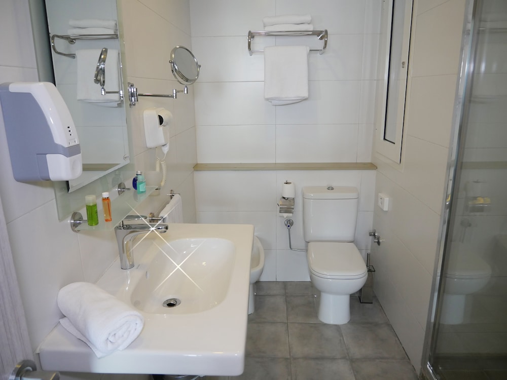 GARDENIA BOUTIQUE HOTEL 38/43