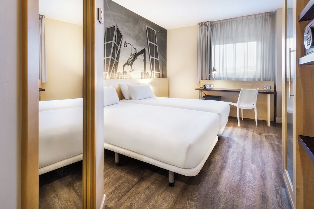 B&B HOTEL Madrid Aeropuerto T1 T2 T3 4/24