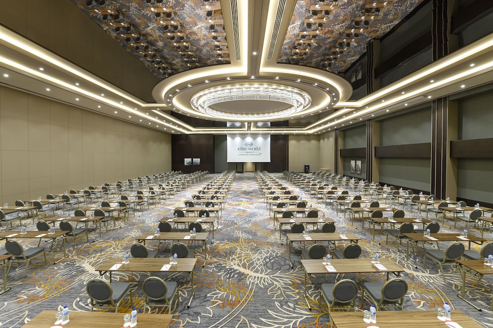 Elite World Grand Sapanca Hotel 40/50