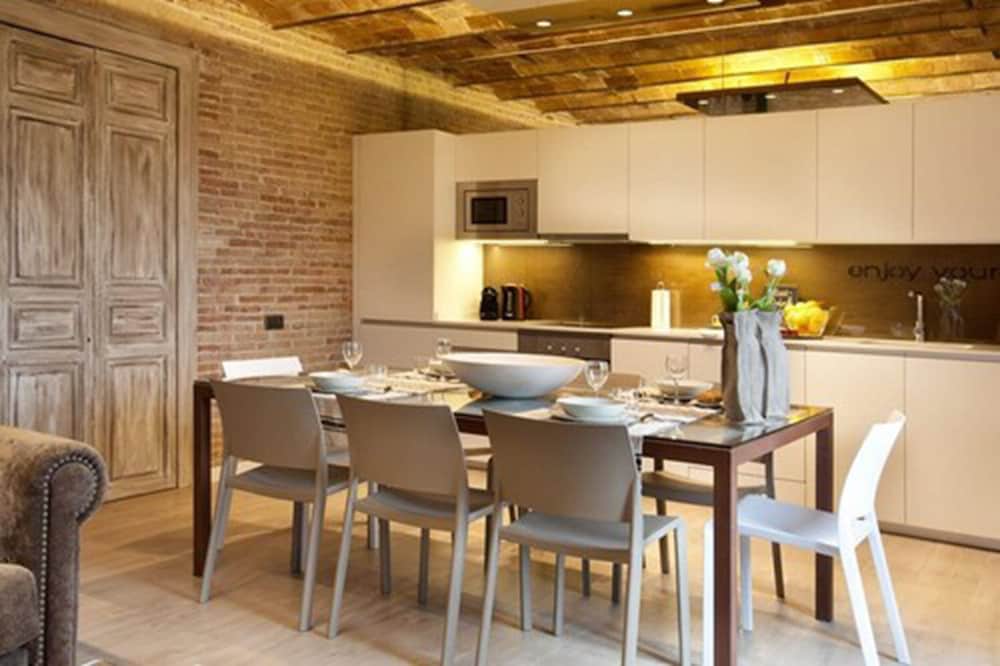Enjoybcn Miro Apartments 33/50