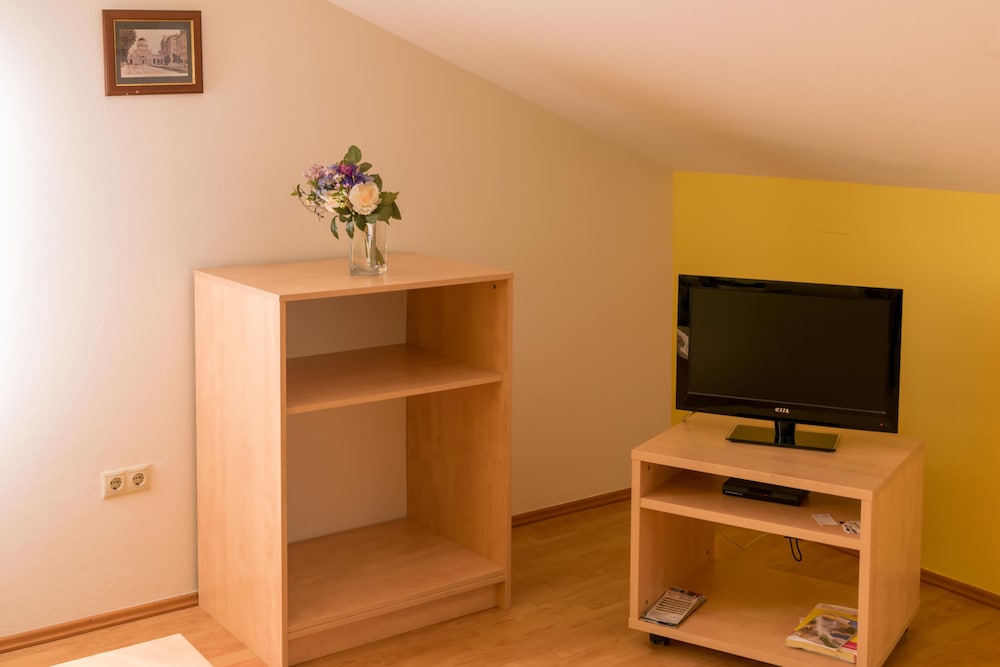 Villa Irena 36/50
