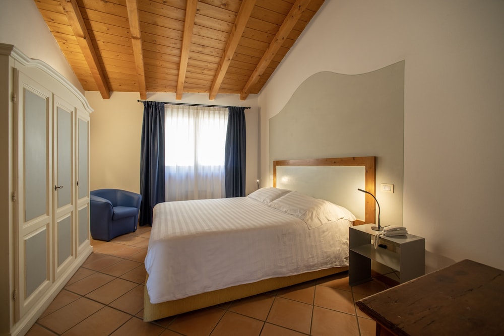 Sul Lago, Apartment, Queen and Twin Beds, Sofa, Balcony
