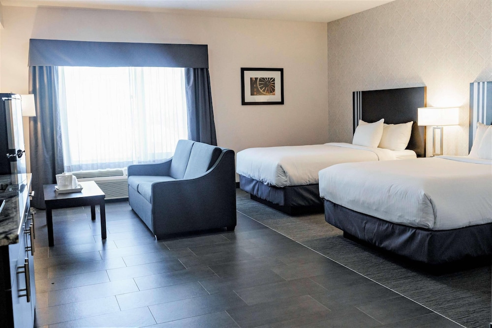 Park Inn By Radisson Edmonton Airport 12/60