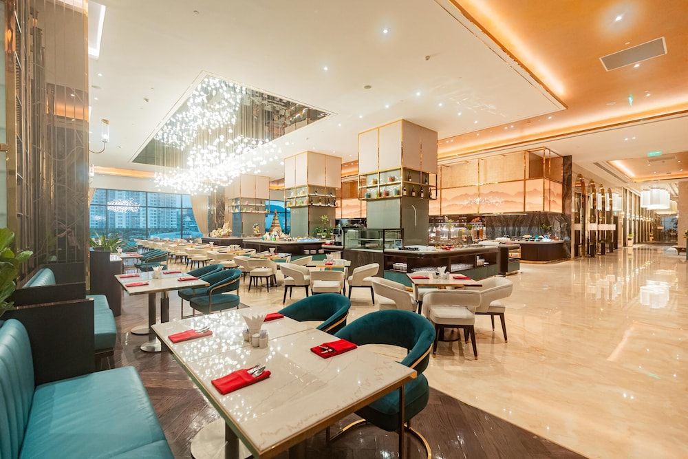 Radisson Blu Hotel 32/50