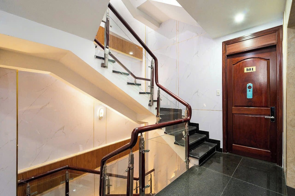 Diamond Luxury Ben Thanh 44/77