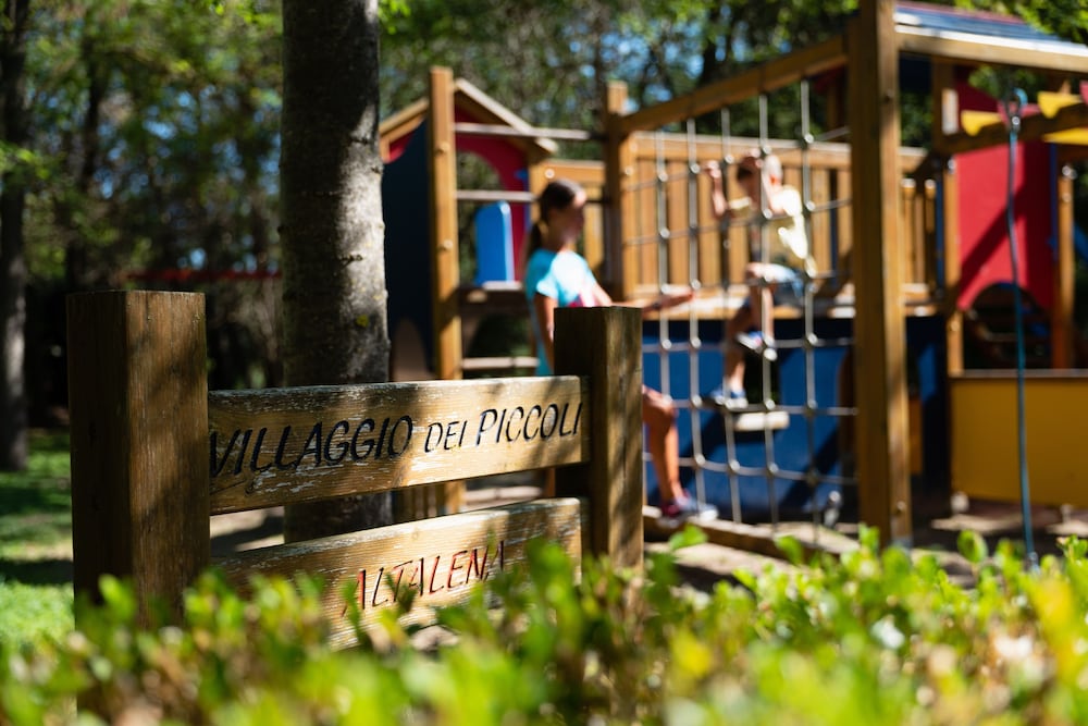 Hotel Green Village Resort 50/60