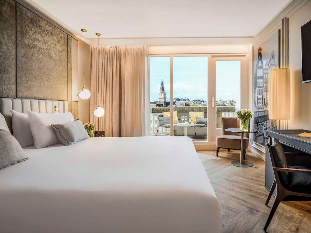 ROOF TOP, EXECUTIVE, TERRACE