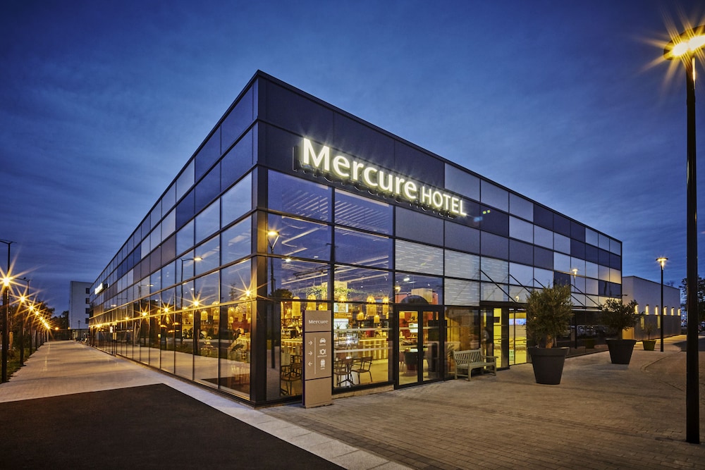 Mercure Paris Orly Tech Airport in PARIS
