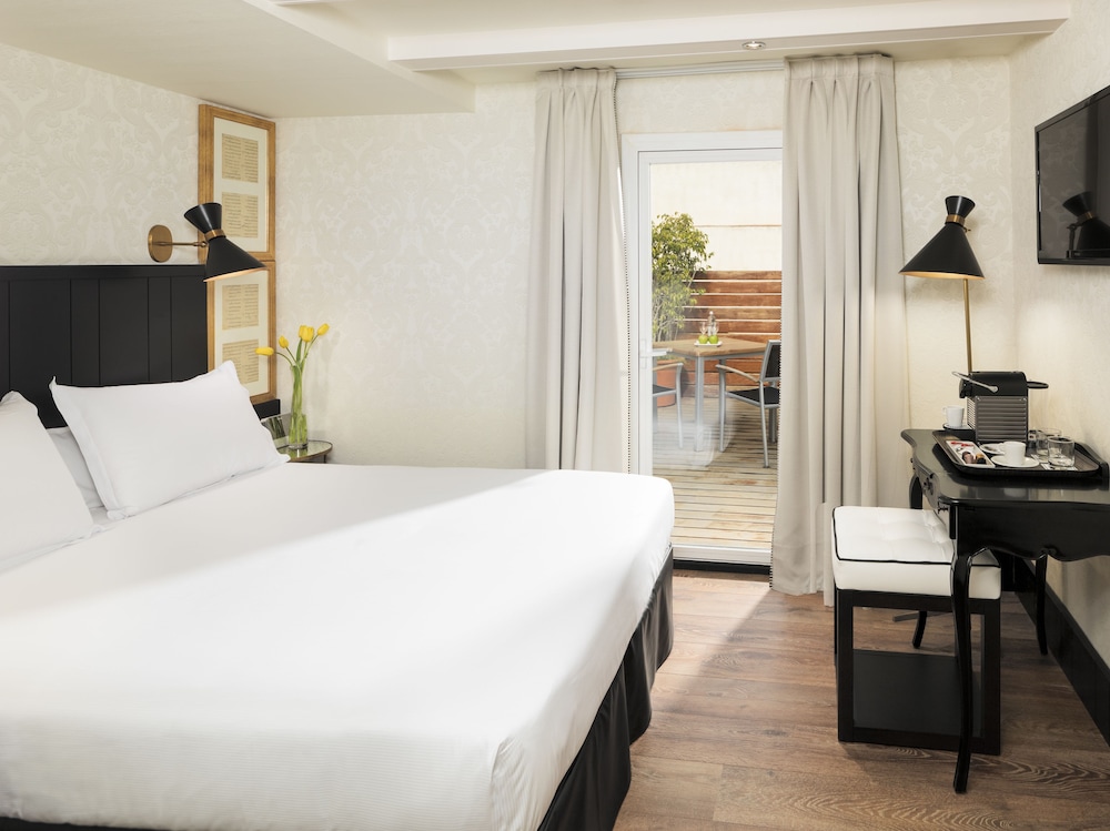 Deluxe, Terrace