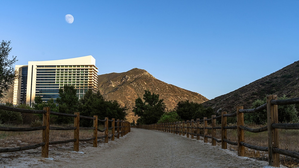 Harrah's Resort Southern California - A Caesars Rewards Destination 45/50
