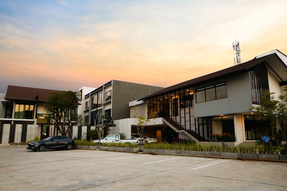NAI YA Hotel 7/51