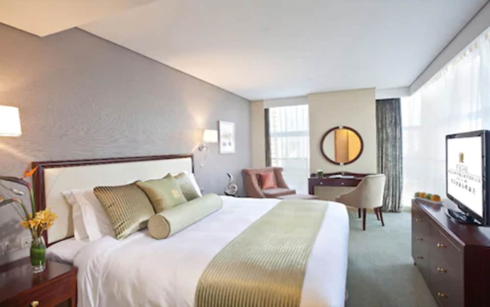 Regal Plaza Hotel Residence 5/35