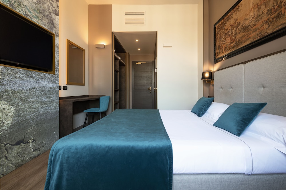 Mokinba Hotel King 16/69