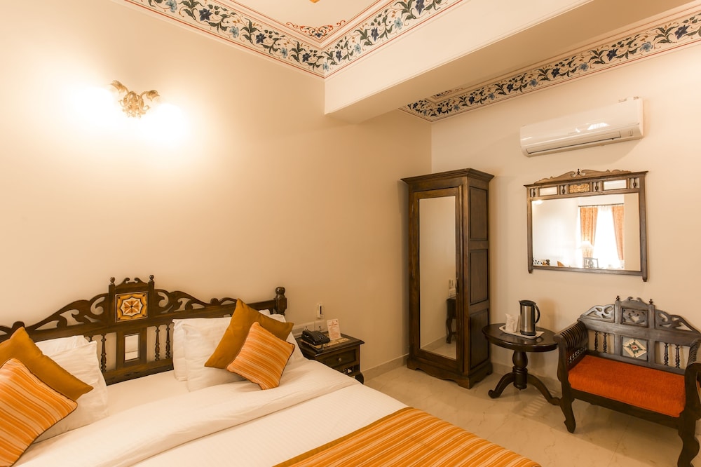 Hotel Umaid Residency 21/34