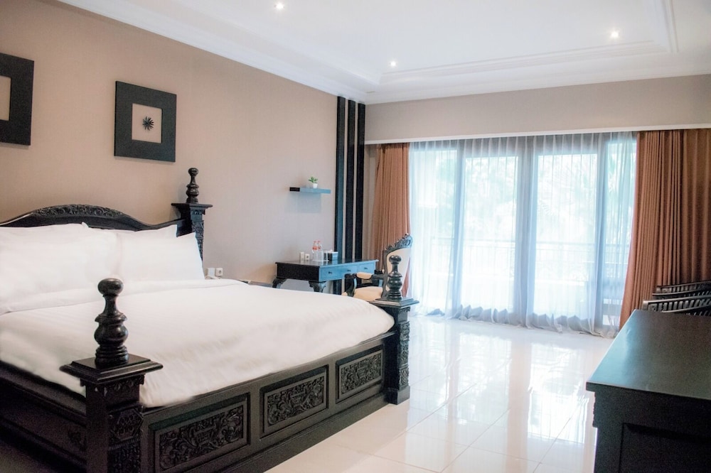 Luminor Hotel Jember (ex Panorama Hotel) 27/65