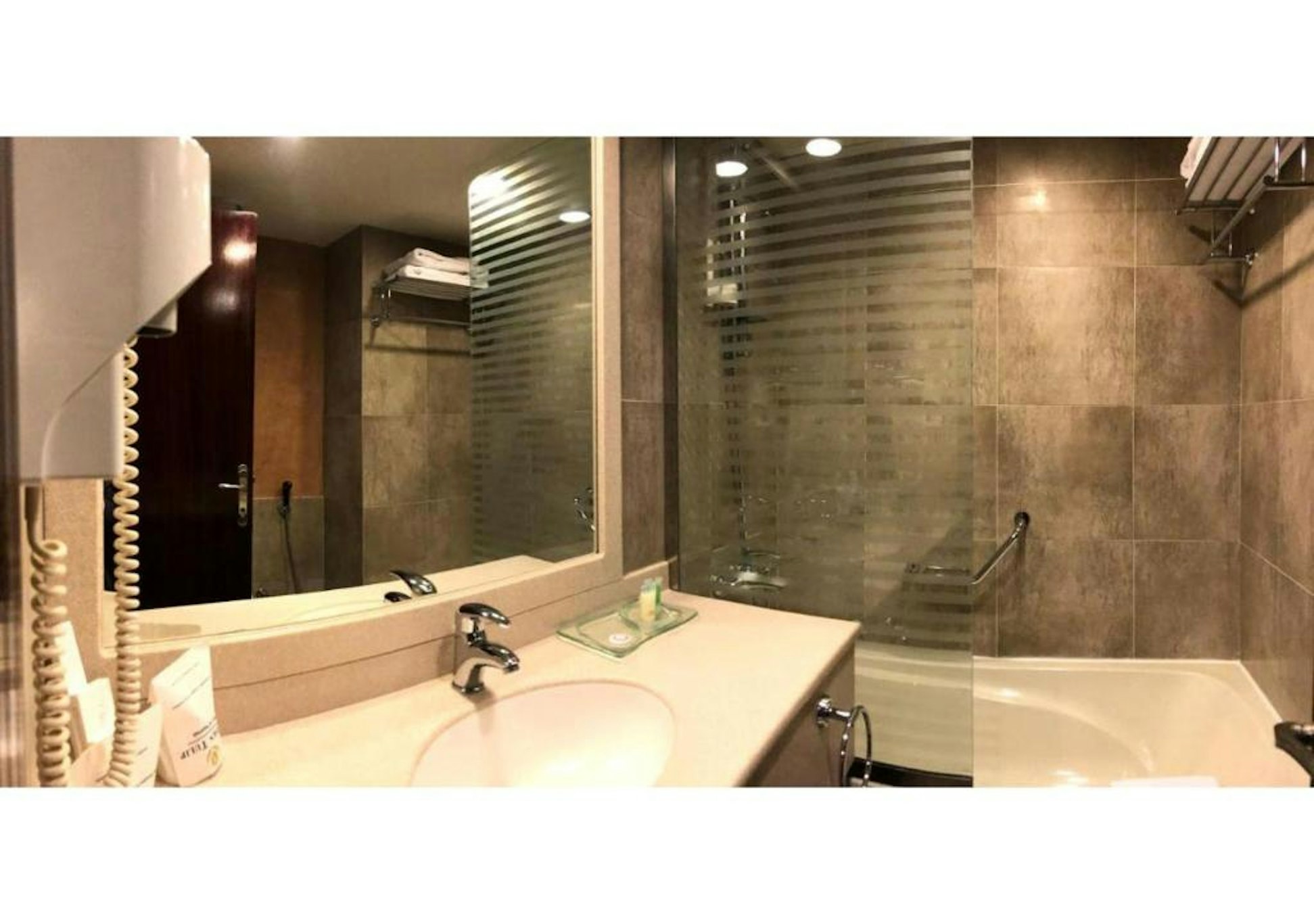 Mena Hotel Nasiriah Riyadh 44/44