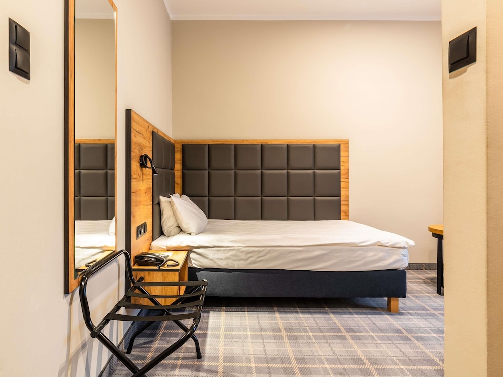 MERCURE OPOLE 19/55