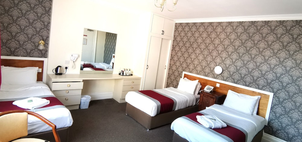 The Russell Hotel 20/50