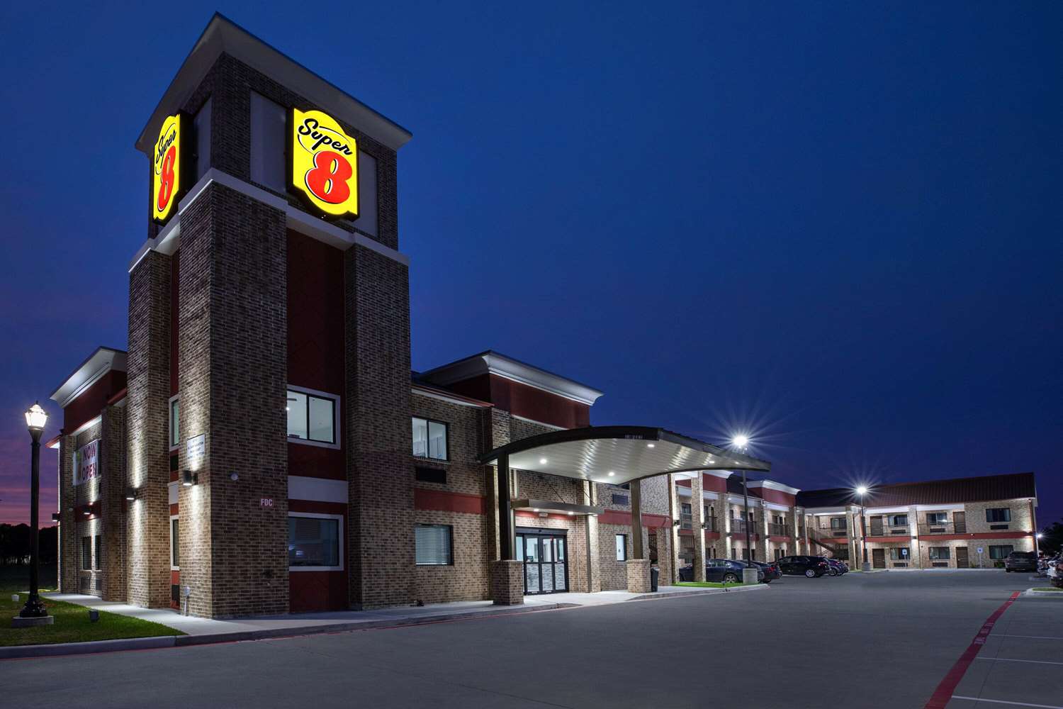Super 8 By Wyndham Humble Houston 17/21