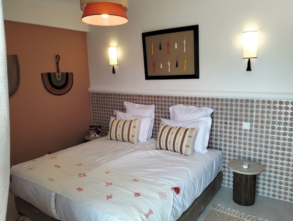 Riad Laora 25/80