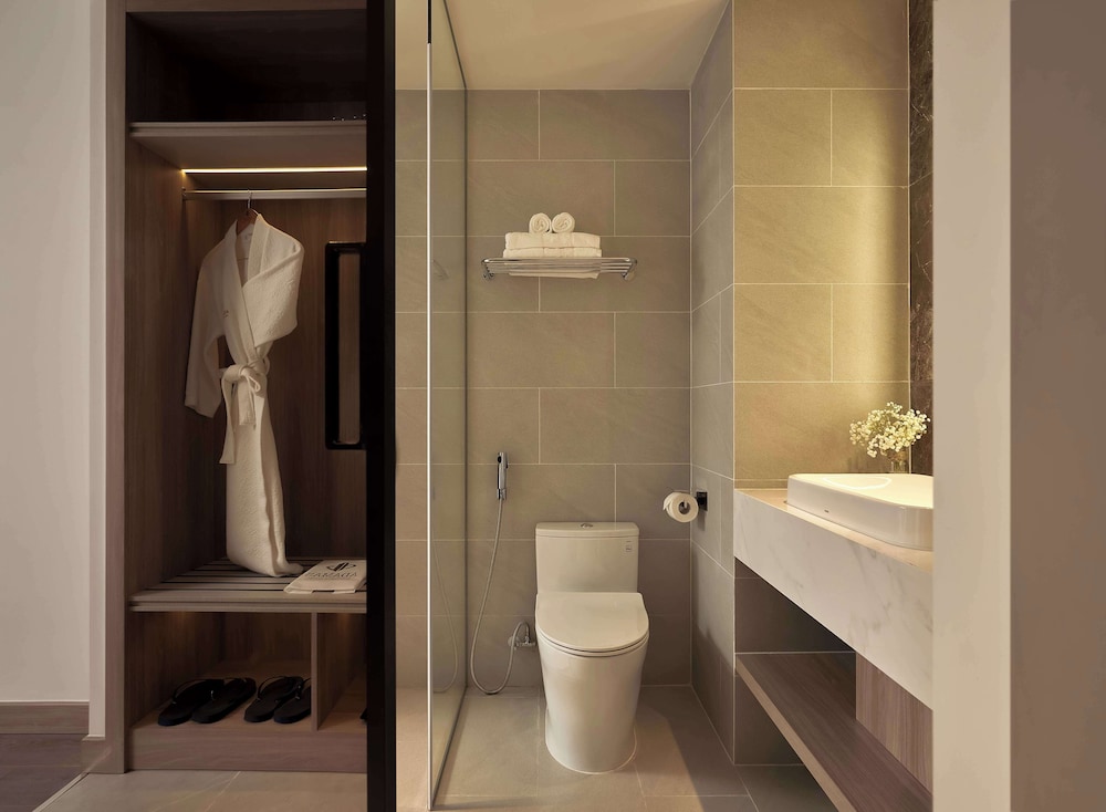 Adamas Boutique Hotel 48/50