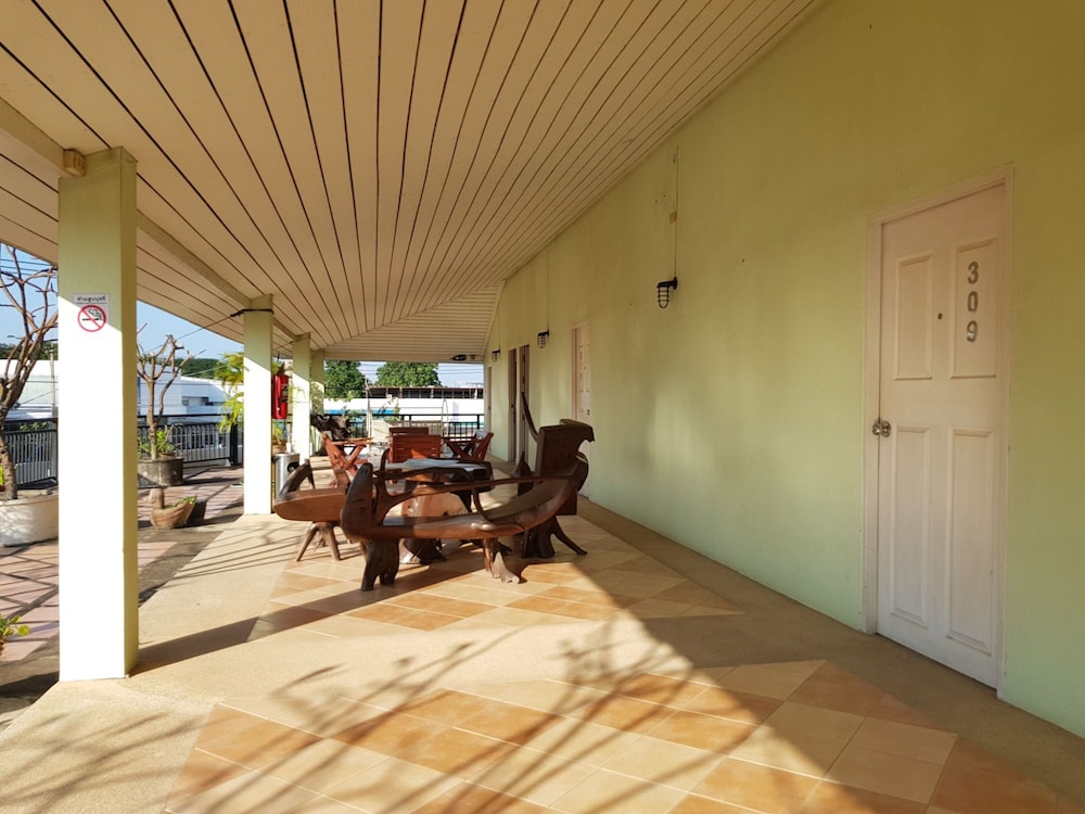 Casa Holiday Hotel 8/41