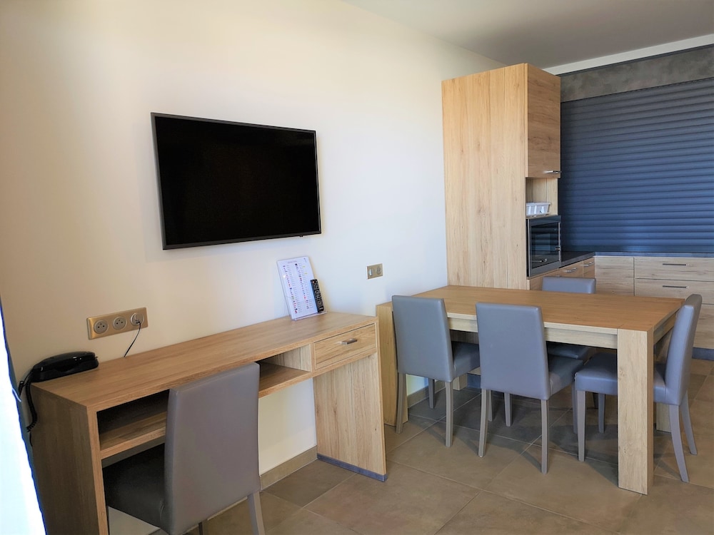 Hotel and Residence Lido Marana 30/46