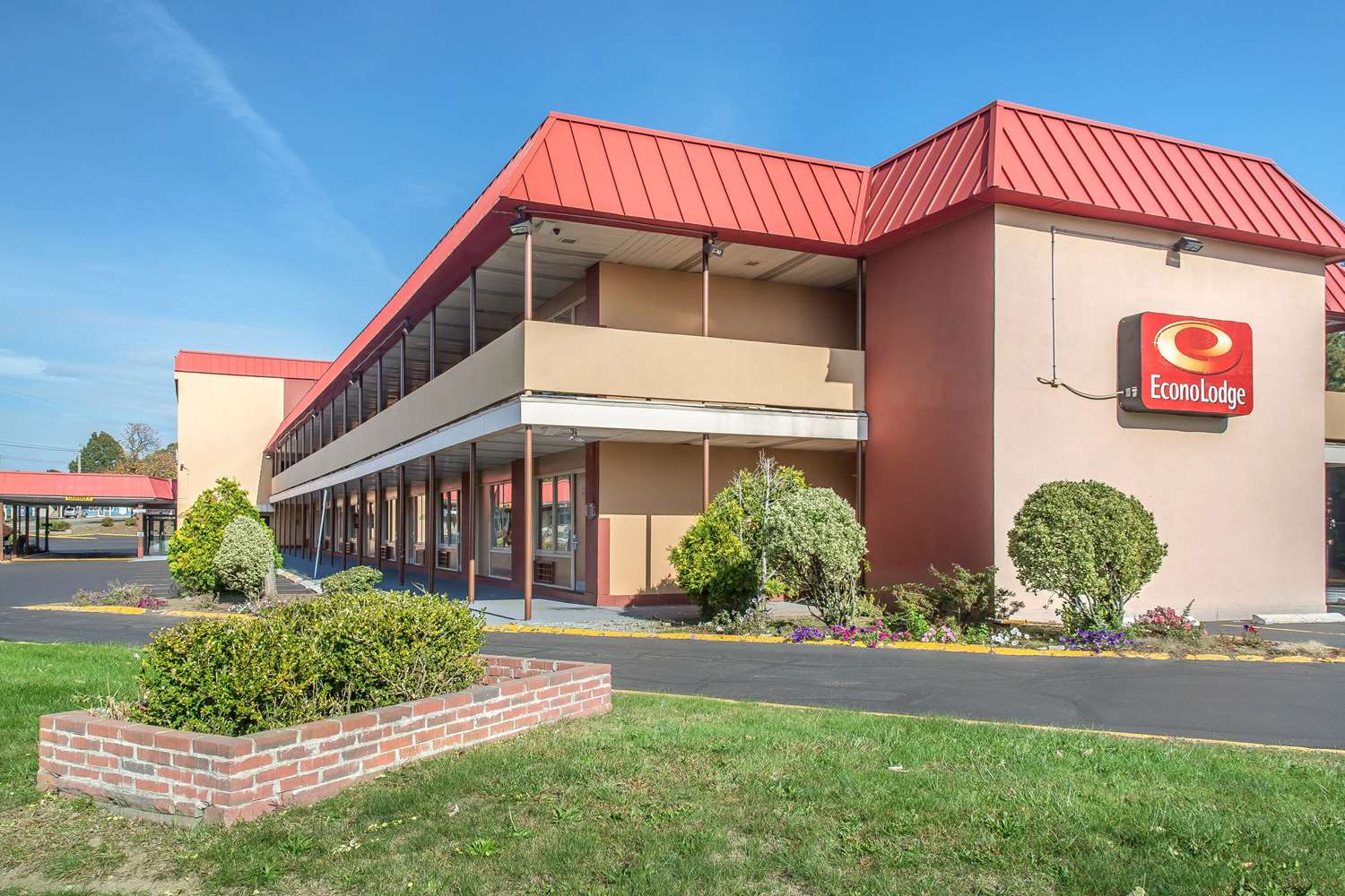 Econo Lodge West Haven 3/38