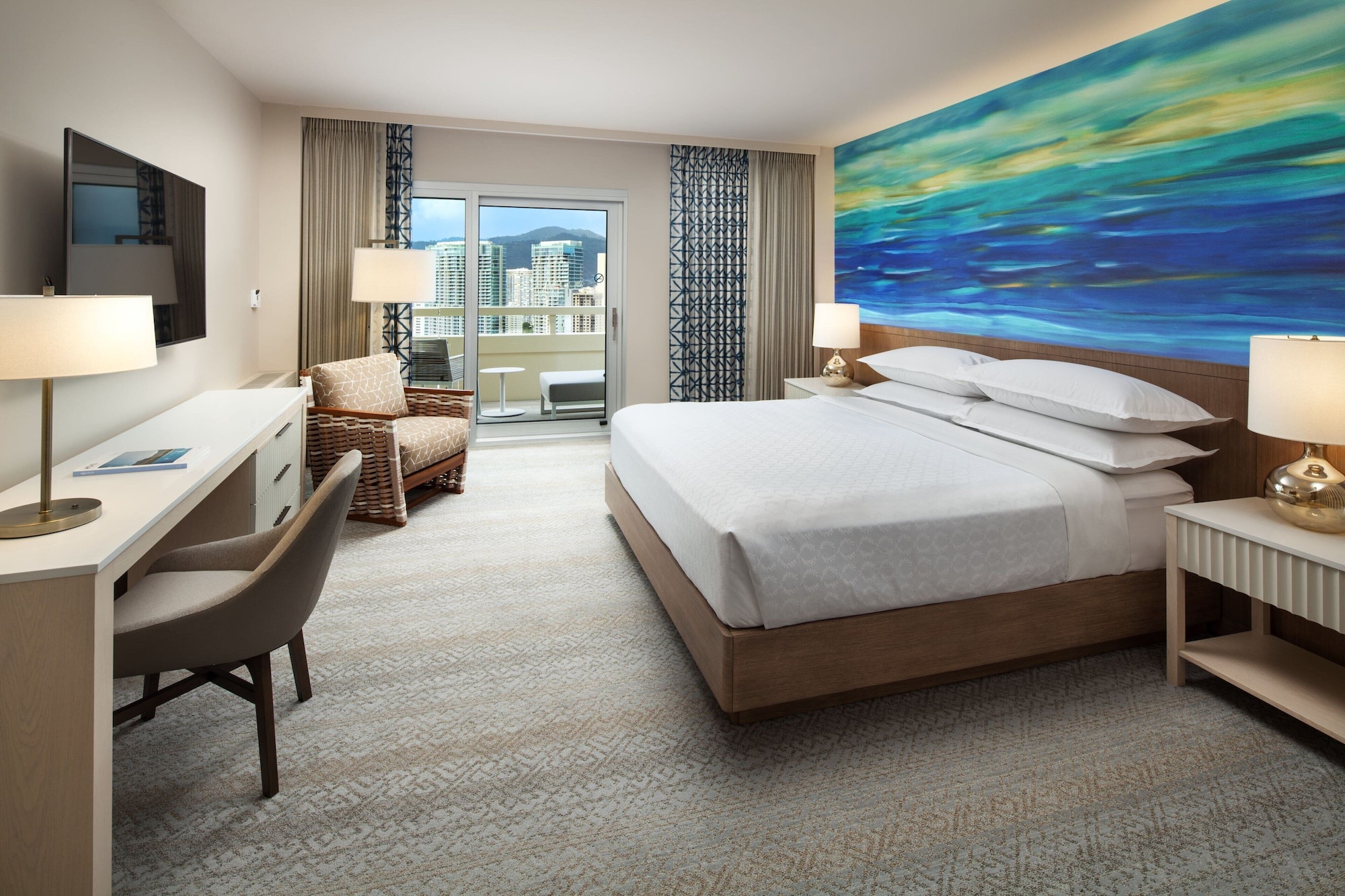 ROOM, KING BED, PARTIAL OCEAN VIEW