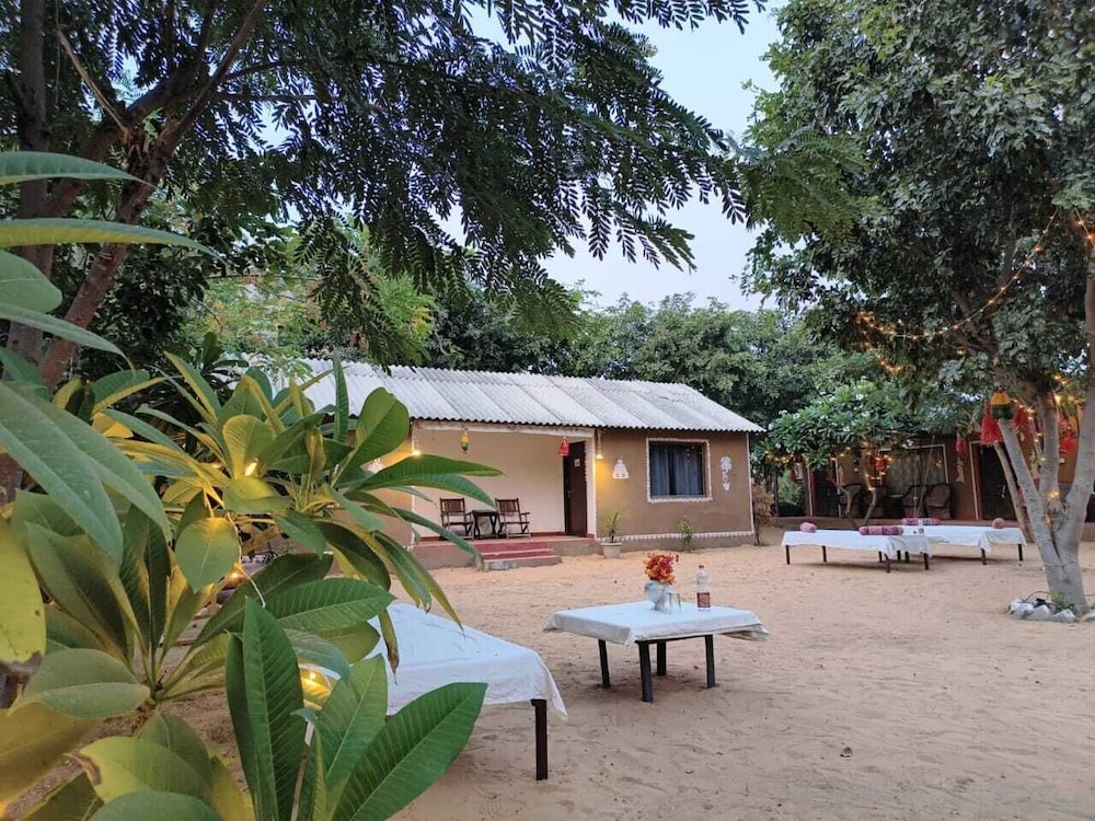 The Narayan Resort 38/45