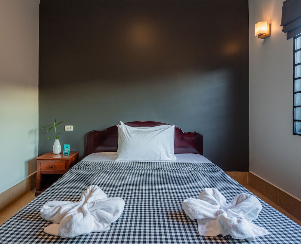 Mandalay Inn 18/28