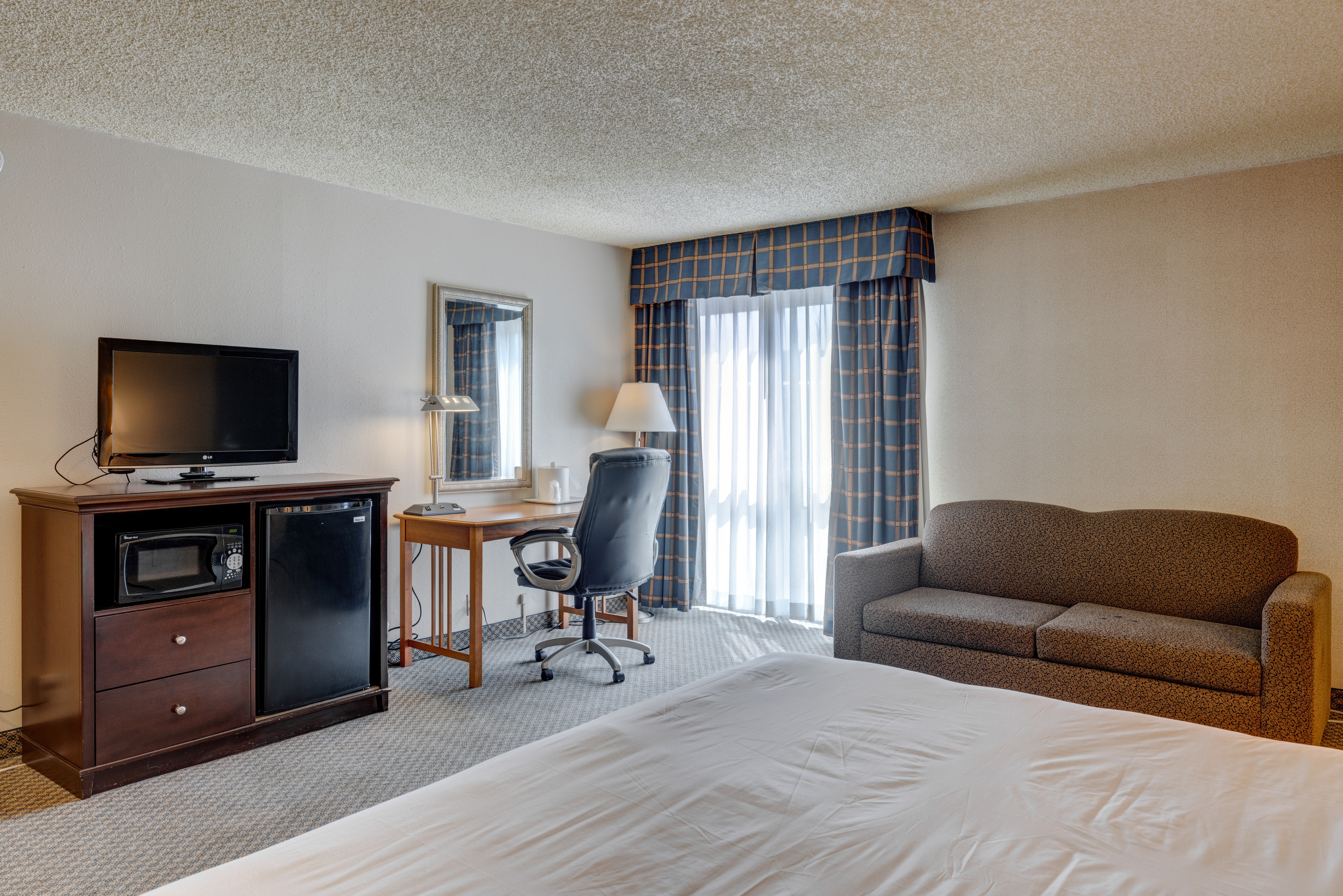 Riverside Hotel & Conference Center 47/60