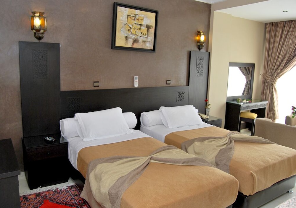 SUITE HOTEL TILILA 17/39