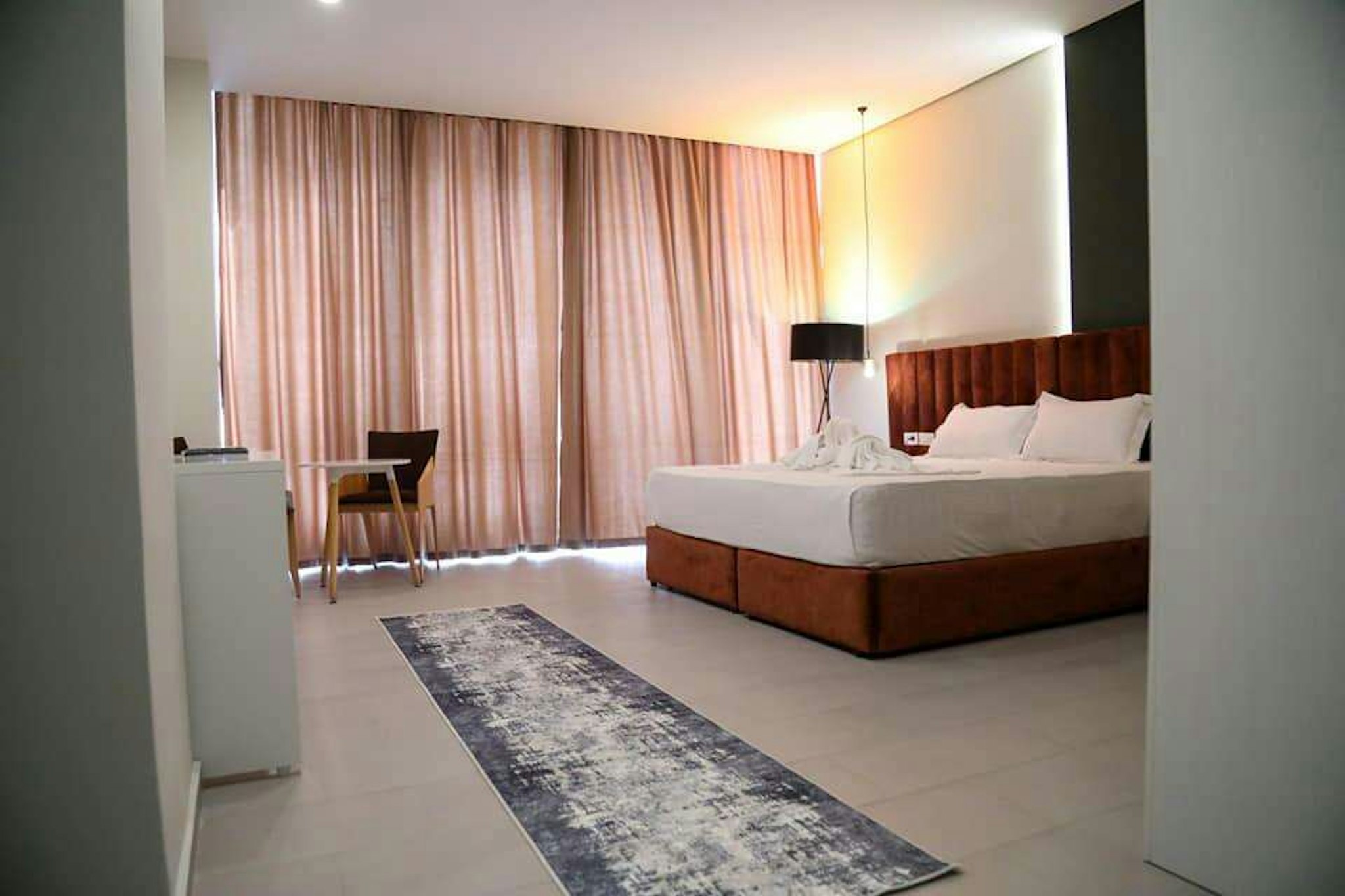 Ajsel Hotel 9/45