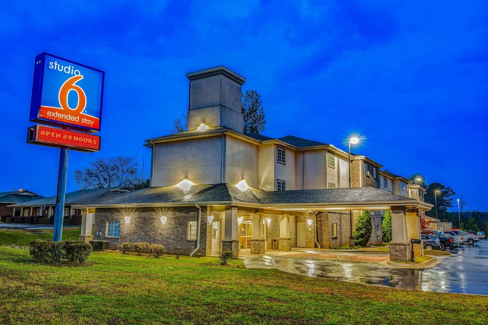 Studio6 Opelika, AL - Auburn Al 3/29